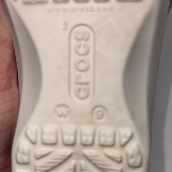 Crocs Karin Mary Jane White Size 9 - Picture 6 of 6